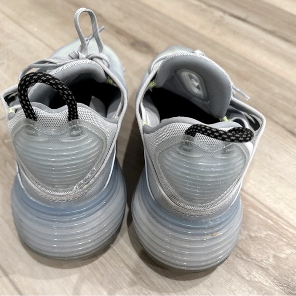 Nike Men's Athletic Shoes - Light Blue, White, and Black - Picture 4 of 4